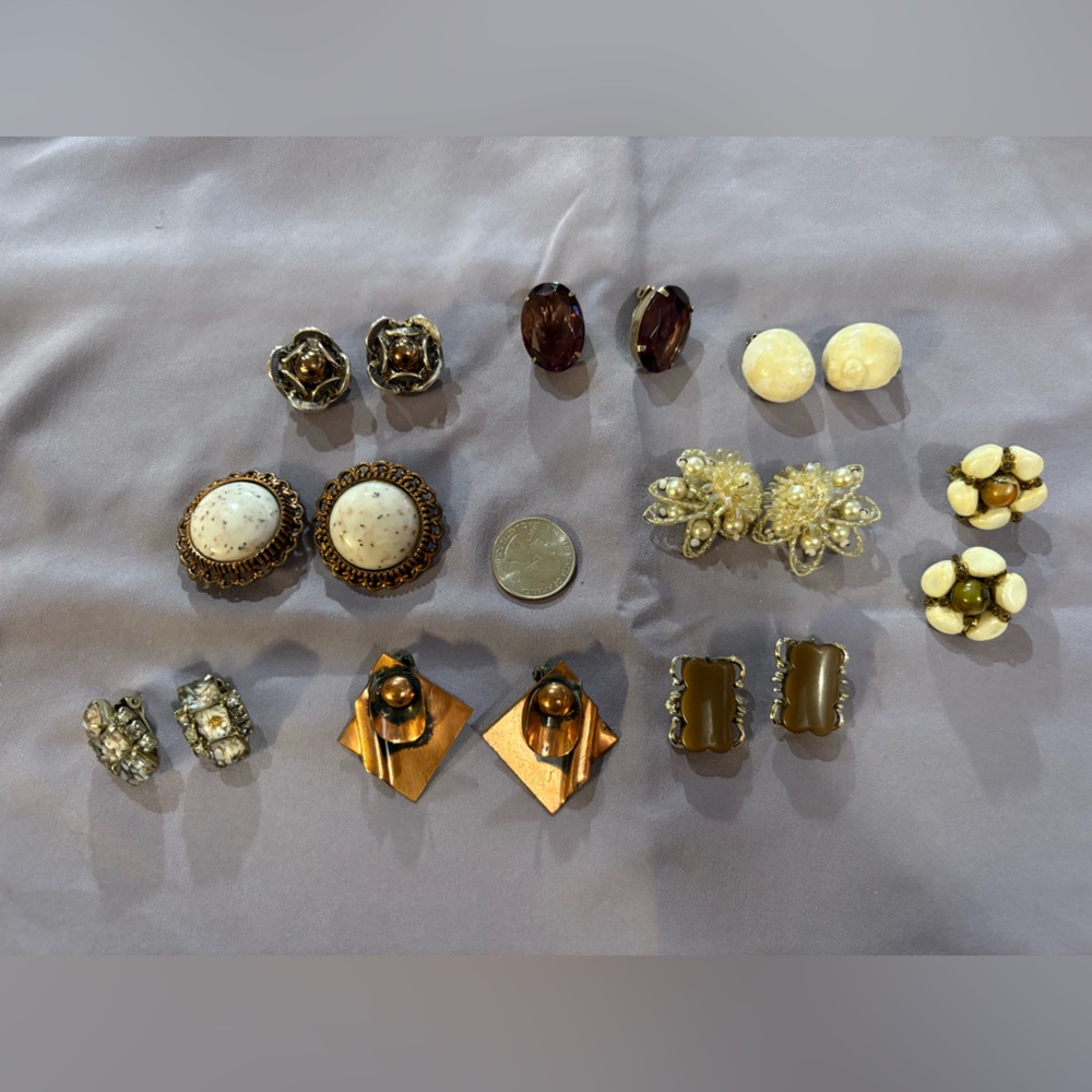 Vintage earring lot